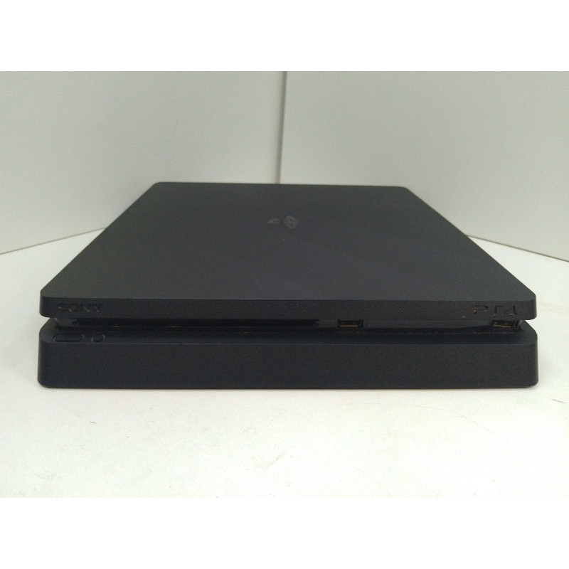 Игровые приставки Sony Playstation 4 SLIM 1TB (CUH-2208B)            
            б/у