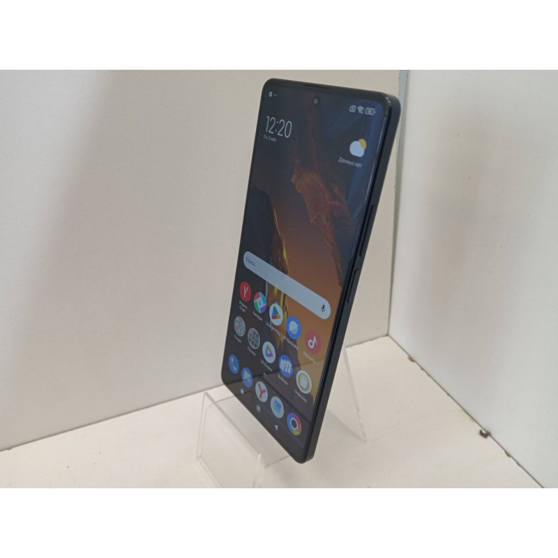 Мобильный телефон Xiaomi Poco F5 12/256GB            
            б/у