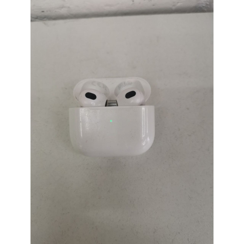Наушники Беспроводные Внутриканальные Apple AirPods 3            
            б/у