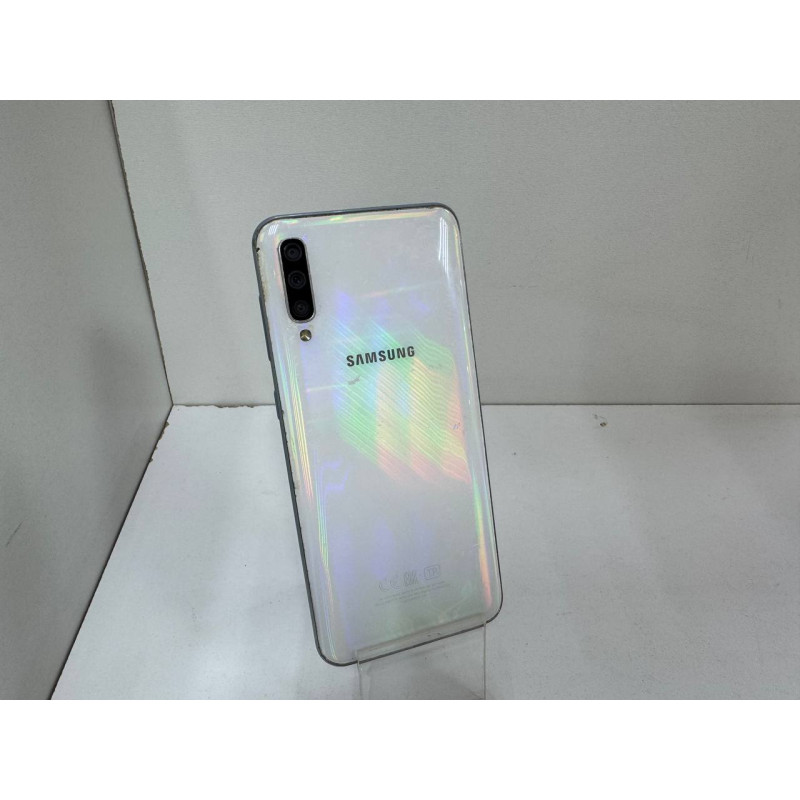 Мобильный телефон Samsung Galaxy A50 4/64 GB            
            б/у