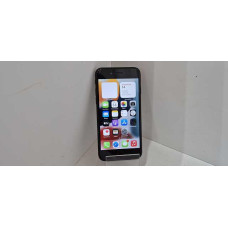 Мобильный телефон Apple iPhone 7 2/32 GB            
            б/у