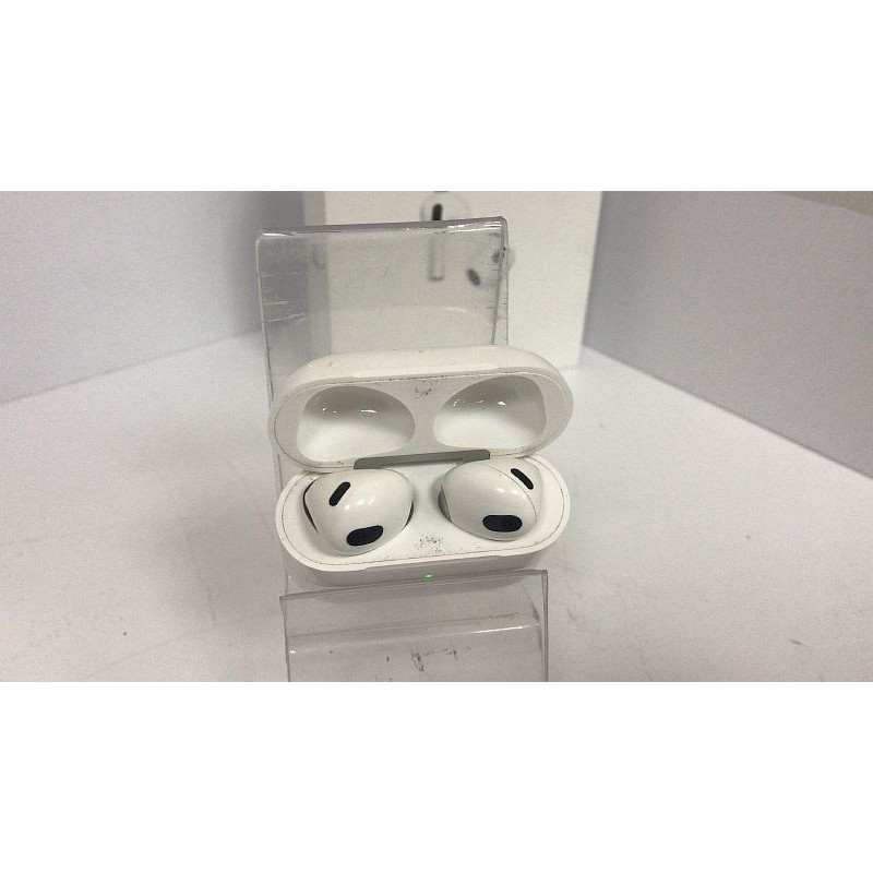 Наушники Беспроводные Внутриканальные Apple AirPods 3            
            б/у