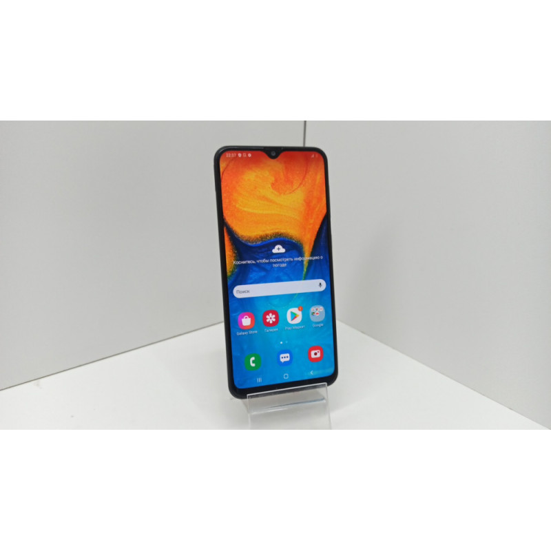 Мобильный телефон Samsung Galaxy A20 3/32 GB            
            б/у