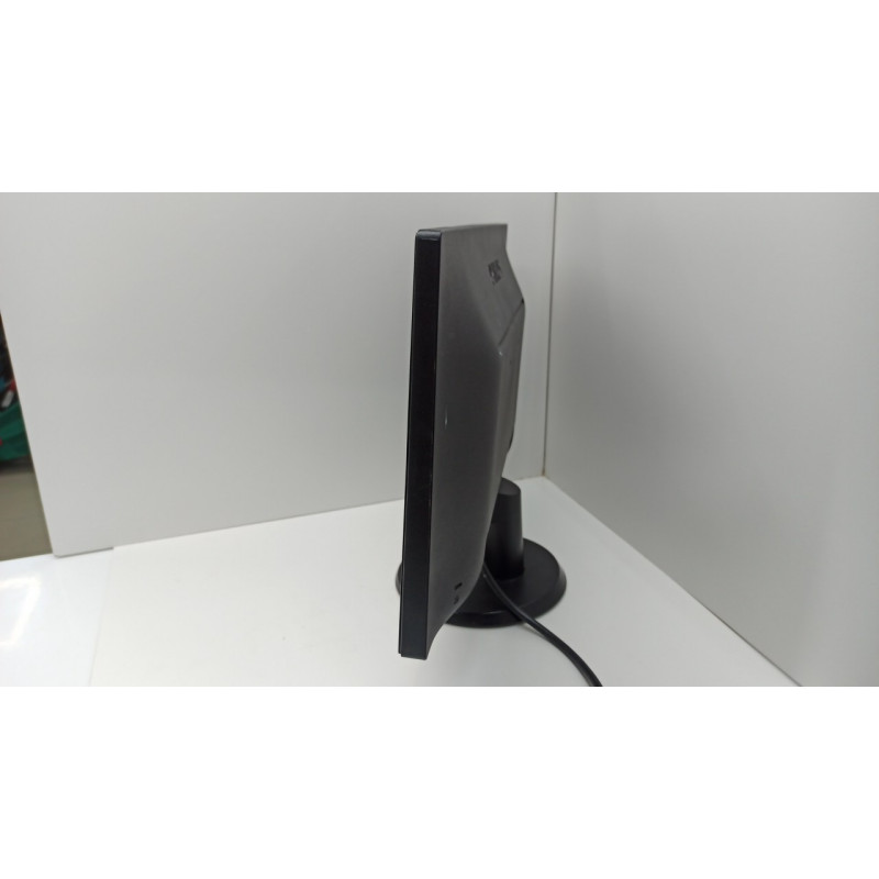 Мониторы Philips 193V5L            
            б/у