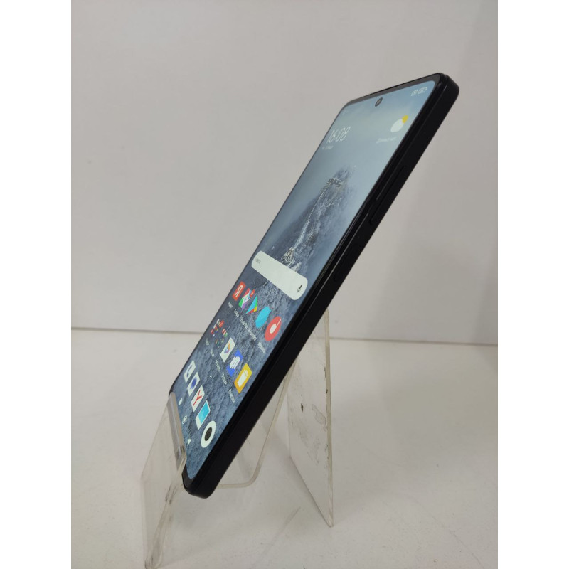 Мобильный телефон Xiaomi Poco X5 Pro 5G 8/256 GB.            
            б/у