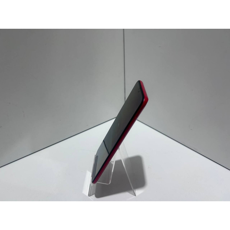 Мобильный телефон Samsung Galaxy A20 3/32 GB            
            б/у