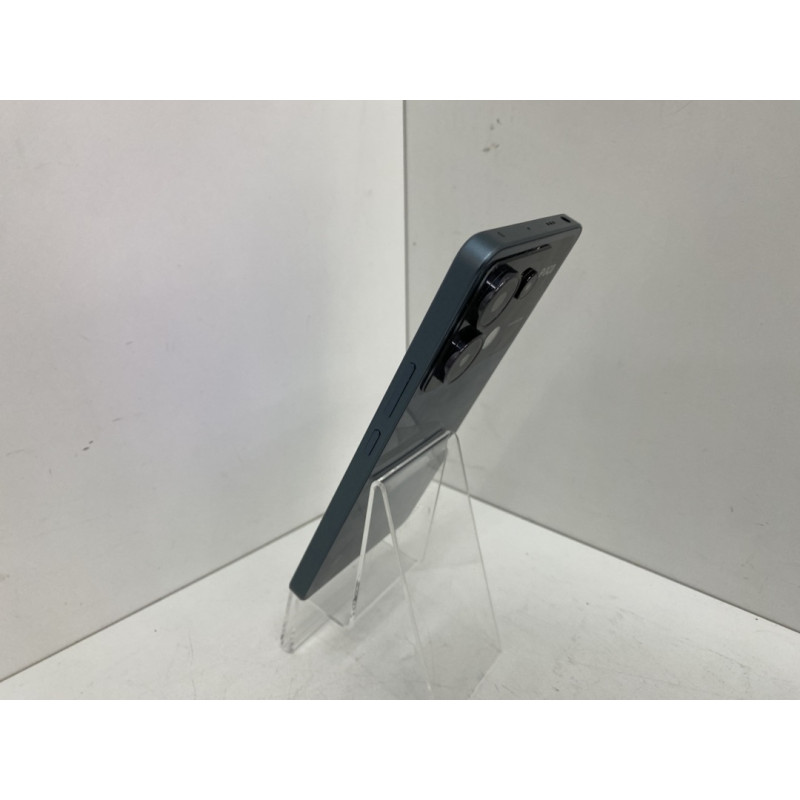 Мобильный телефон Xiaomi Poco X6 5G 8/256 GB            
            б/у