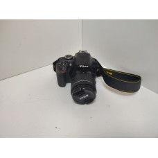 Фотоаппарат зеркальный Nikon D3400            
            б/у