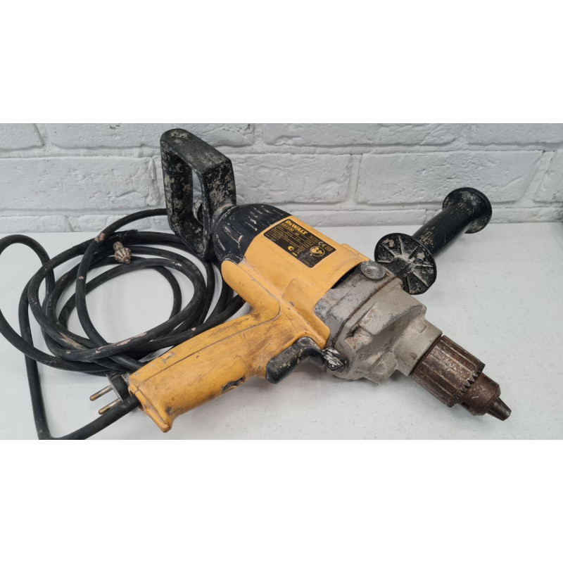 Дрель DeWALT D21520            
            б/у