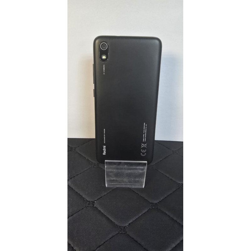 Мобильный телефон Xiaomi Redmi 7A 2/16 GB.            
            б/у