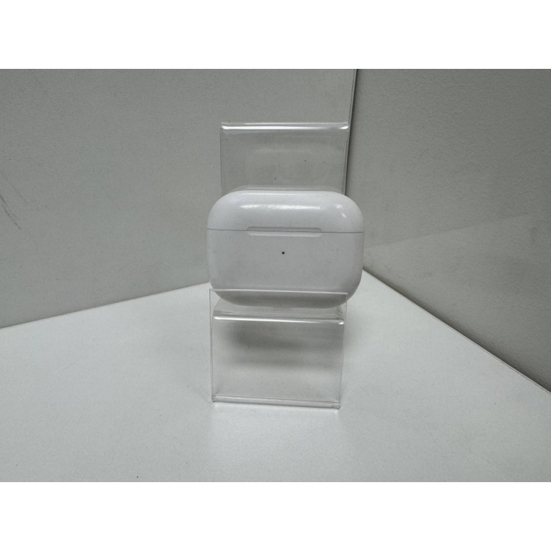 Наушники Беспроводные Внутриканальные Apple AirPods Pro            
            б/у