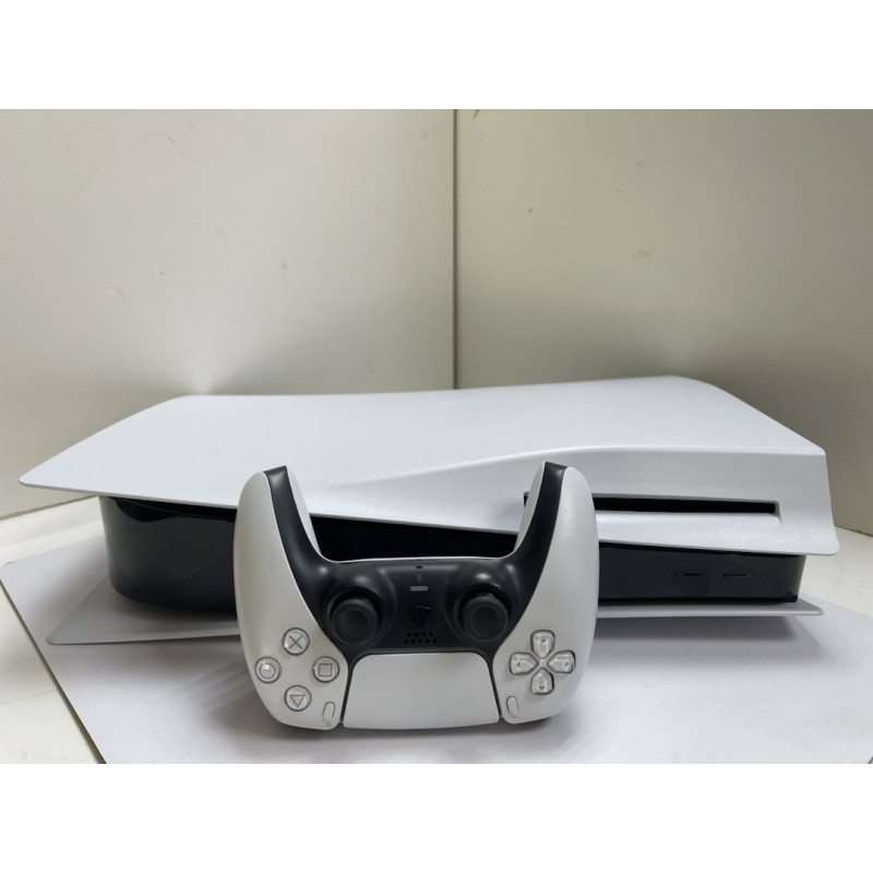 Игровые приставки Sony Playstation 5 825GB (CFI-1200A)            
            б/у