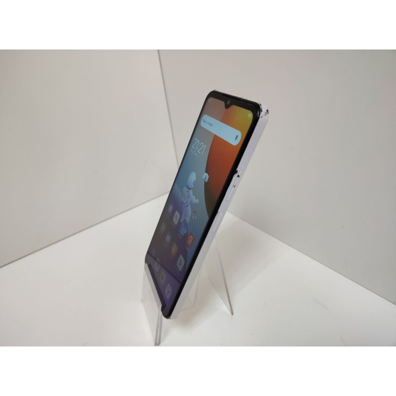 Мобильный телефон Tecno Spark 9 Pro 4/128 GB            
            б/у