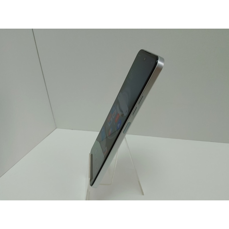 Мобильный телефон Tecno Spark 30C 4/128 GB            
            б/у