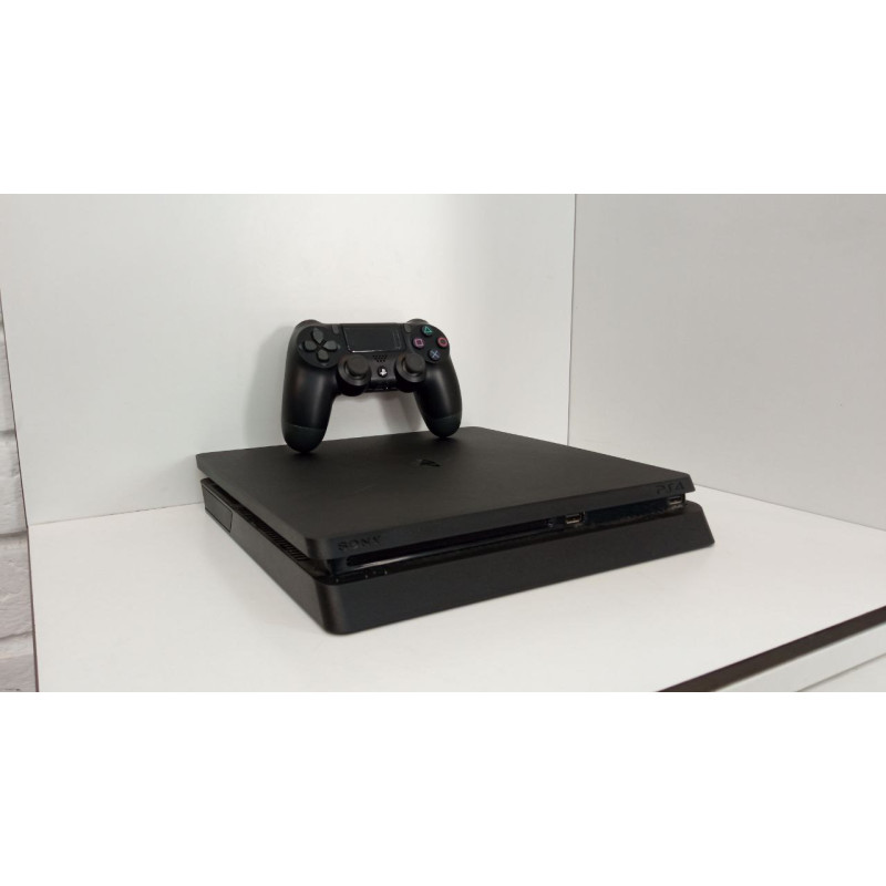 Игровые приставки Sony Playstation 4 SLIM 1TB (CUH-2208B)            
            б/у