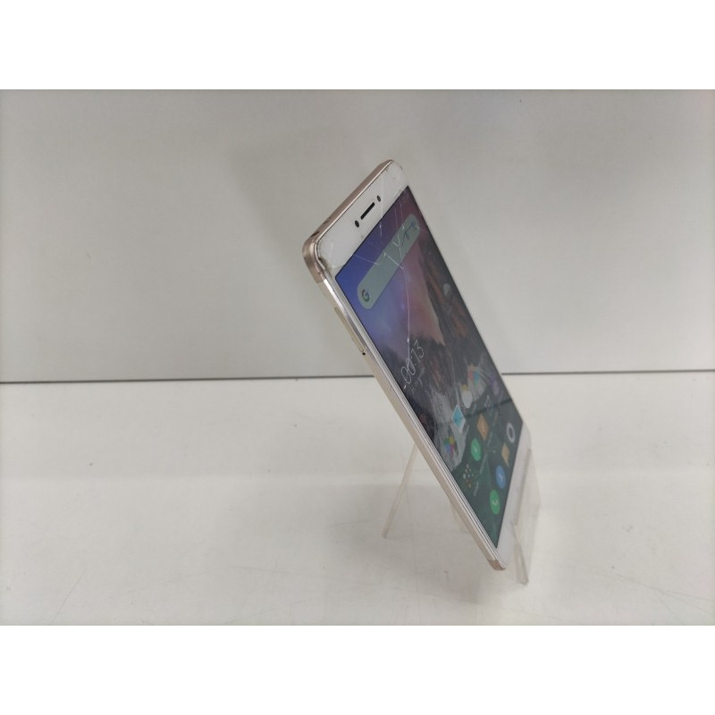 Мобильный телефон Xiaomi Mi Max 4/128 GB            
            б/у