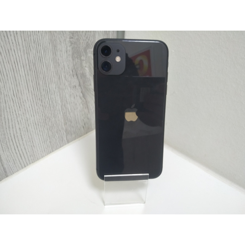 Мобильный телефон Apple iPhone 11 4/128 GB            
            б/у