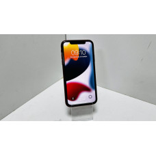 Мобильный телефон Apple iPhone 11 4/64GB            
            б/у