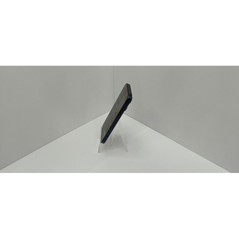 Мобильный телефон Apple iPhone 15 Pro 8/128 GB            
            б/у