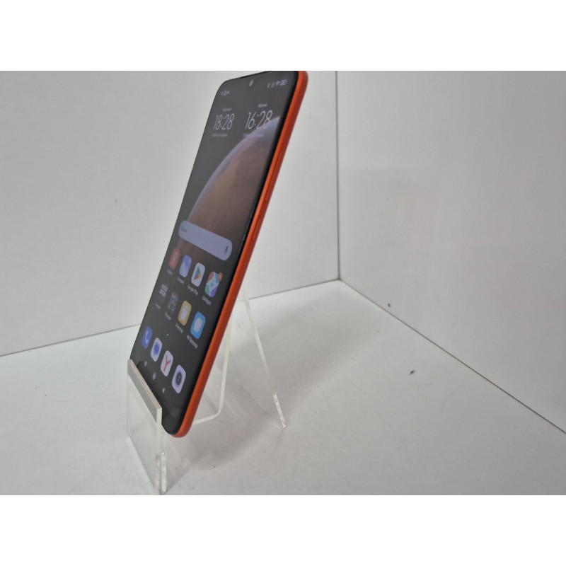 Мобильный телефон Xiaomi Redmi 9C 2/32 GB            
            б/у