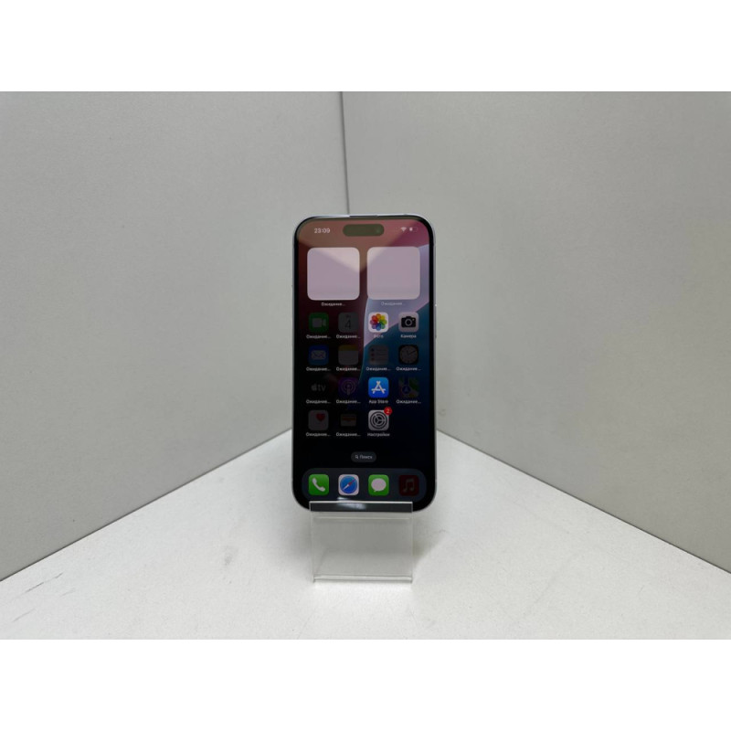 Мобильный телефон Apple iPhone 15 6/128 GB            
            б/у