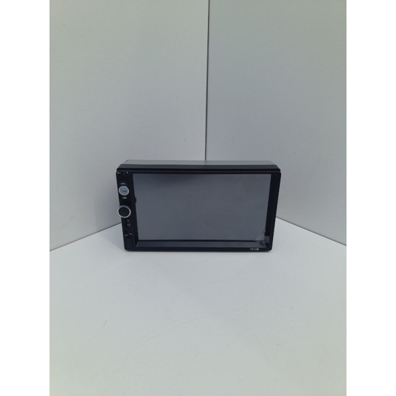Автомагнитола CAR MP5 PLAYER 7010B            
            б/у