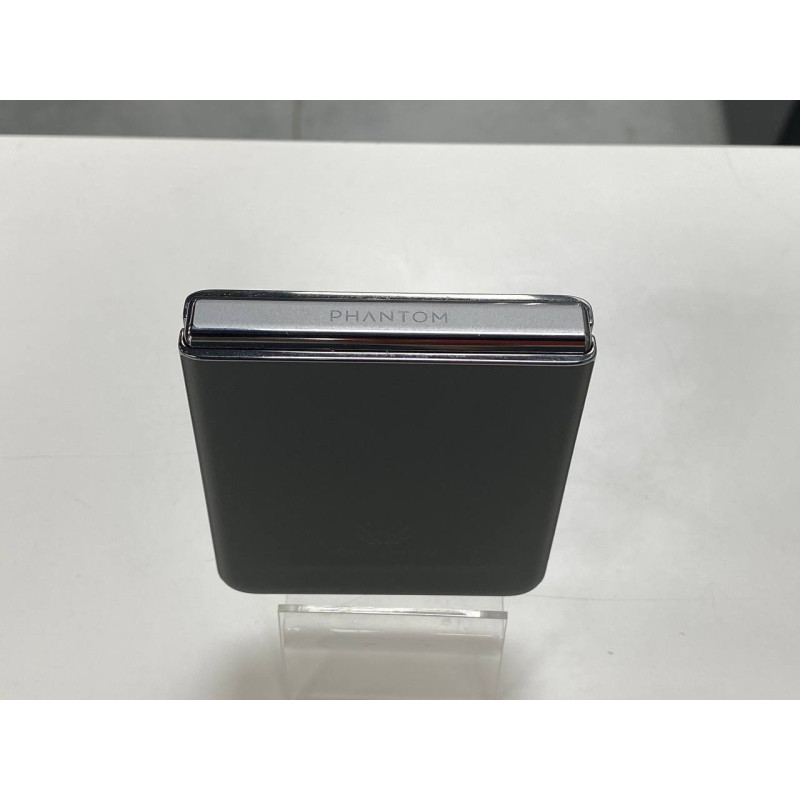Мобильный телефон Tecno Phantom V Flip 2 5G 8/256 GB            
            б/у