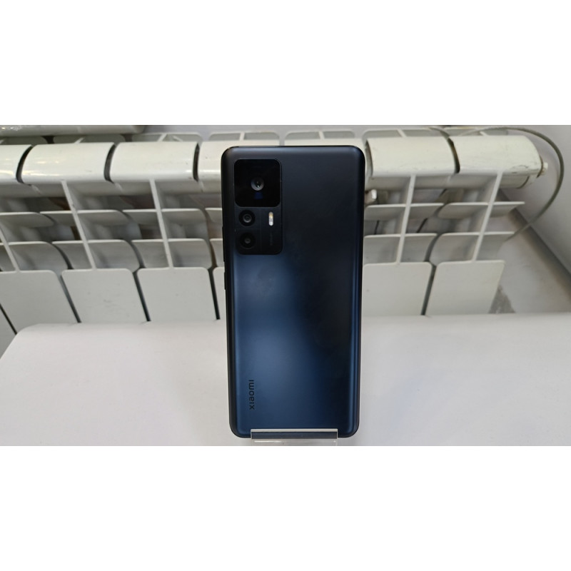 Мобильный телефон Xiaomi 12T 8/128 GB            
            б/у
