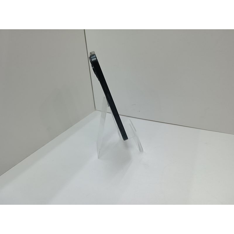 Мобильный телефон Apple iPhone 15 Pro 8/128 GB            
            б/у