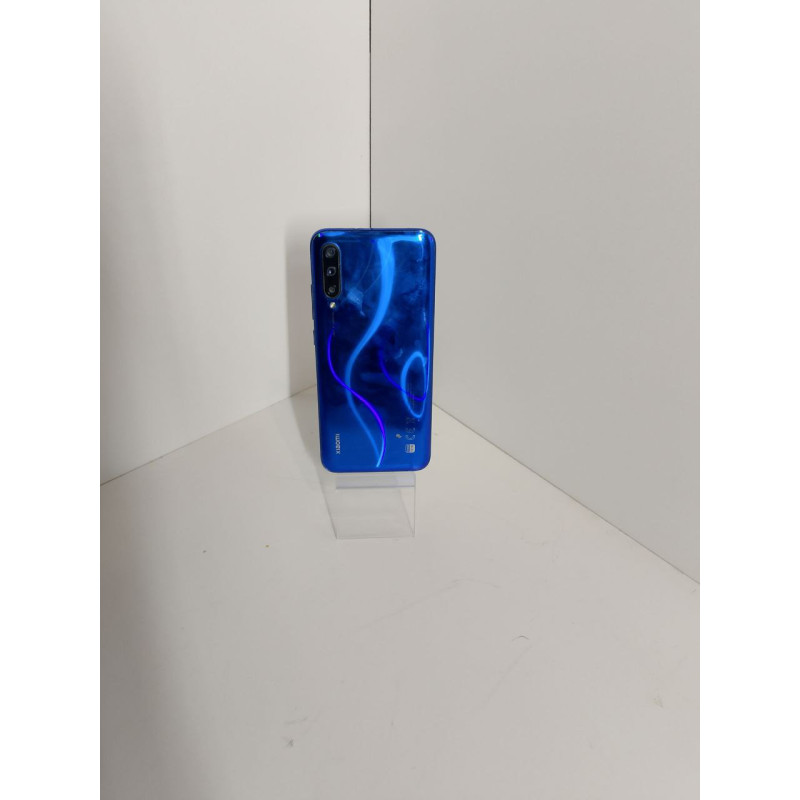 Мобильный телефон Xiaomi Mi A3 4/64 GB            
            б/у