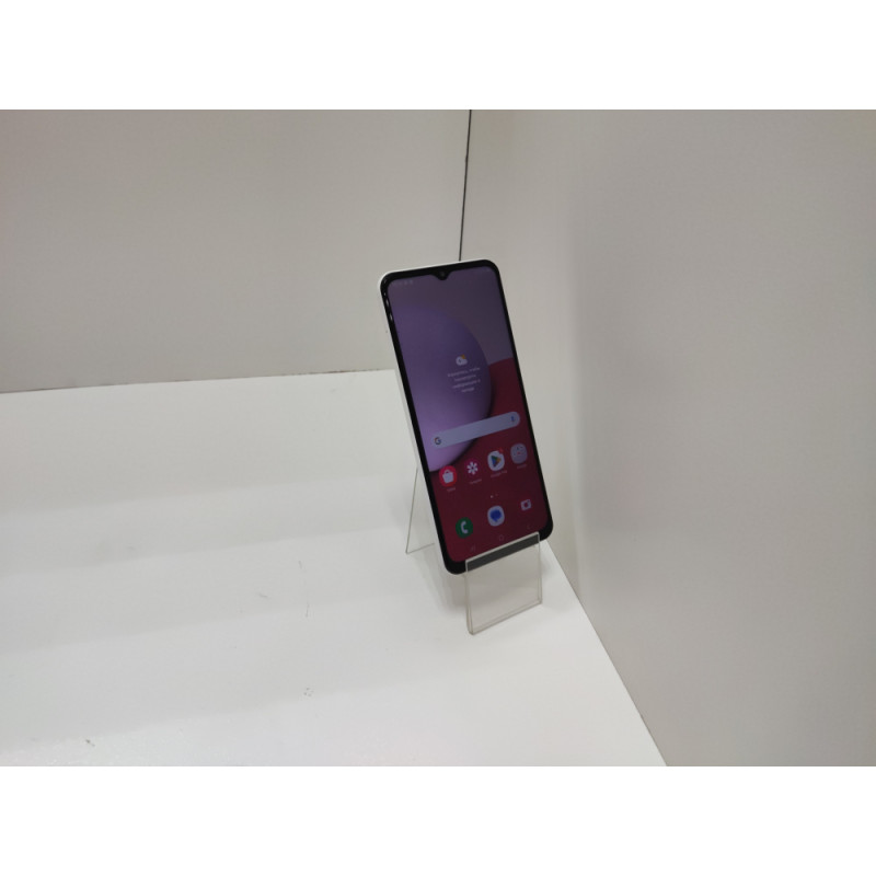 Мобильный телефон Samsung Galaxy A13 4/64 GB            
            б/у