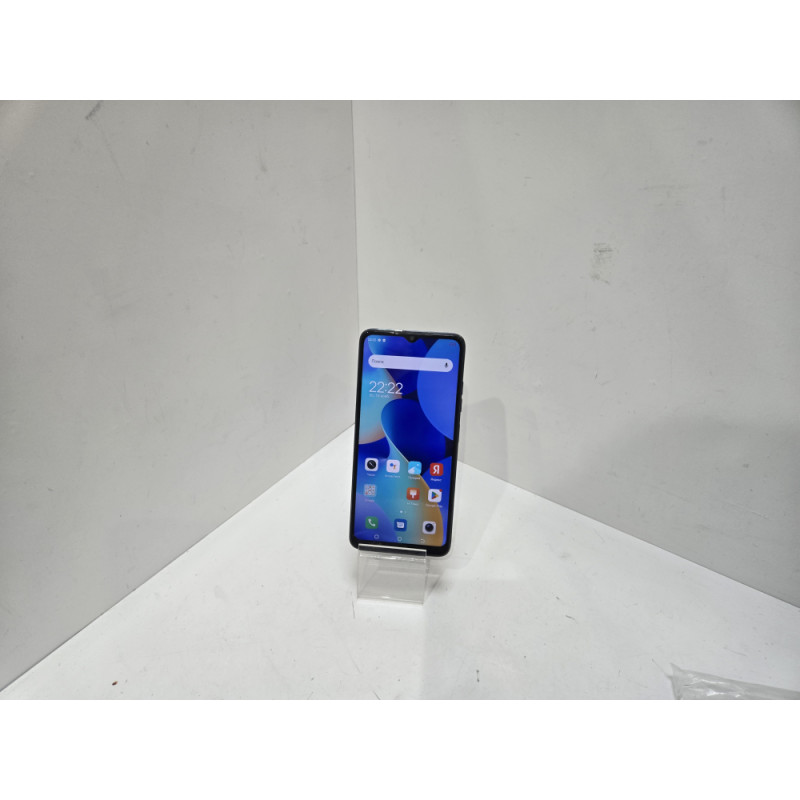 Мобильный телефон Tecno Spark 10C 4/64 GB            
            б/у