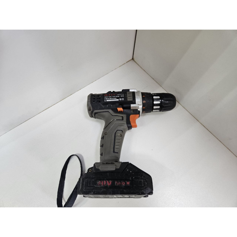 Шуруповерт P.I.T. PSR 14.4-D1            
            б/у