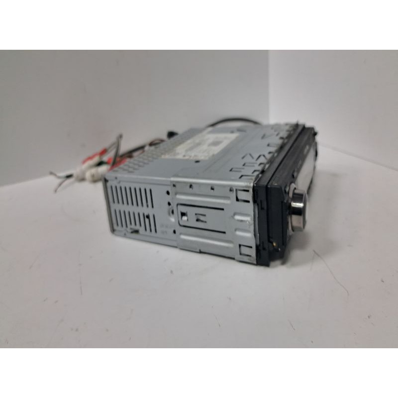 Автомагнитола Varta V-DV810BT            
            б/у