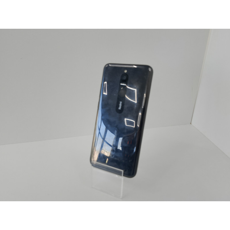 Мобильный телефон Xiaomi Redmi 8 4/64 GB            
            б/у