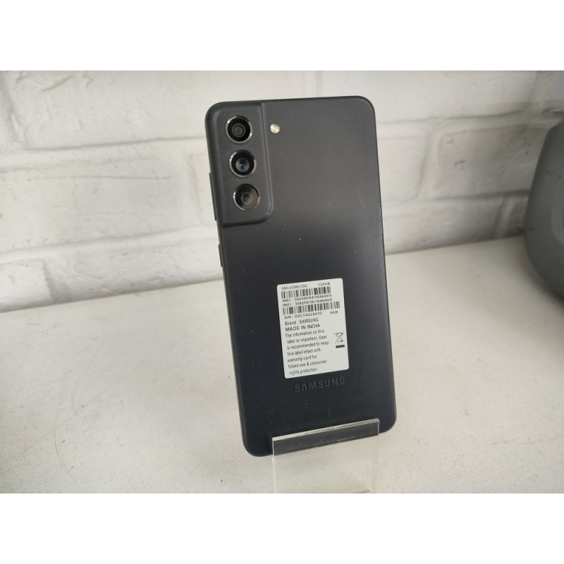 Мобильный телефон Samsung Galaxy S21 FE 6/128 GB            
            б/у