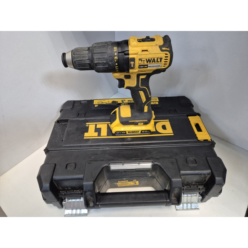 Шуруповерт Dewalt DCD778S2T            
            б/у