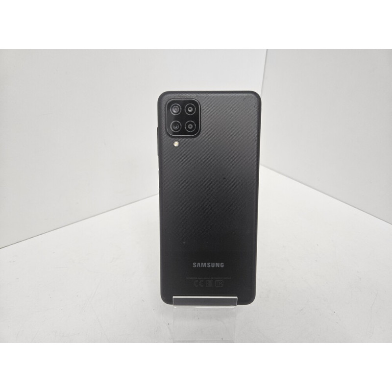 Мобильный телефон Samsung Galaxy A12 3/32 GB            
            б/у