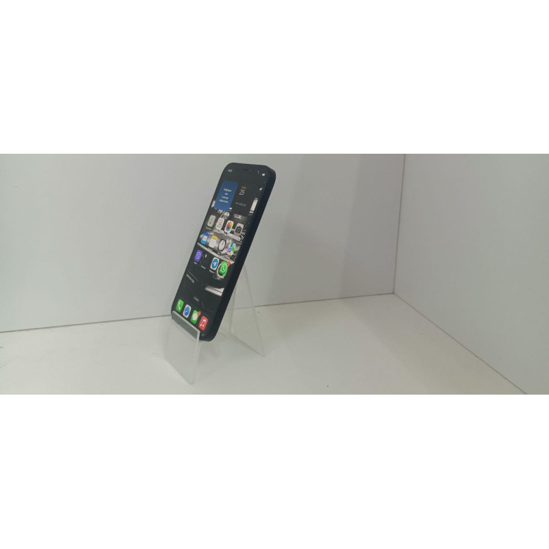 Мобильный телефон Apple iPhone 12 4/64 GB            
            б/у