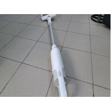 Пылесос ручной Xiaomi Mi Vacuum Cleaner Light            
            б/у