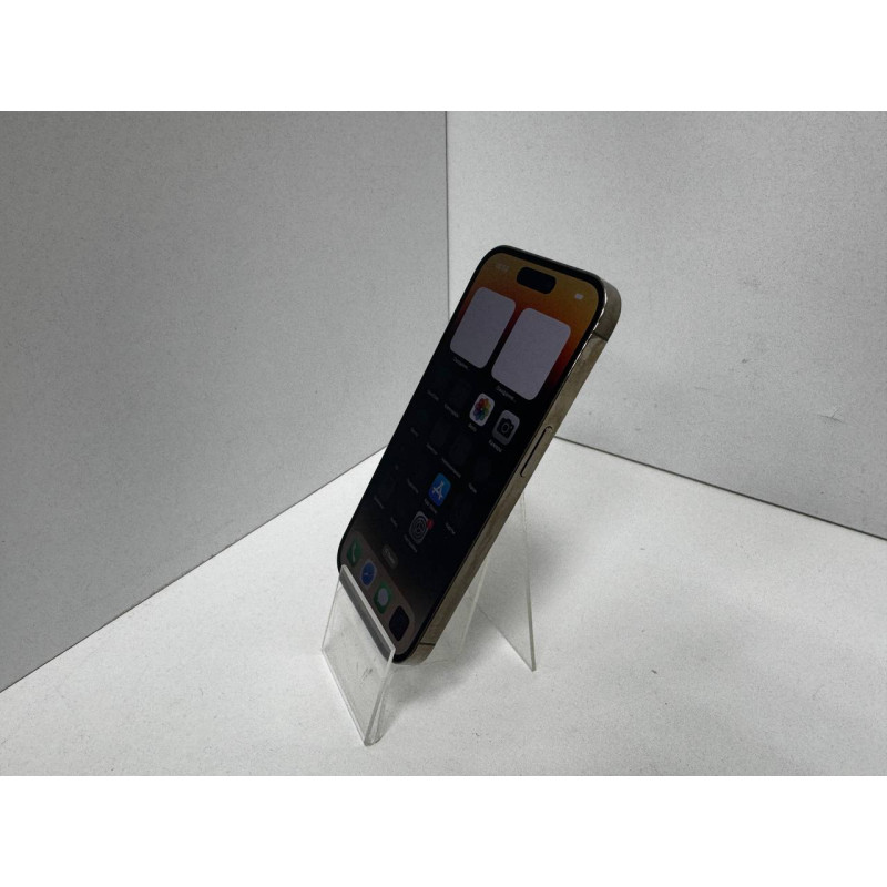 Мобильный телефон Apple iPhone 14 Pro 6/128 GB            
            б/у