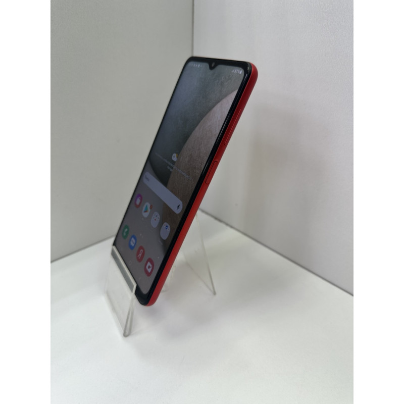 Мобильный телефон Samsung Galaxy A12 3/32 GB            
            б/у