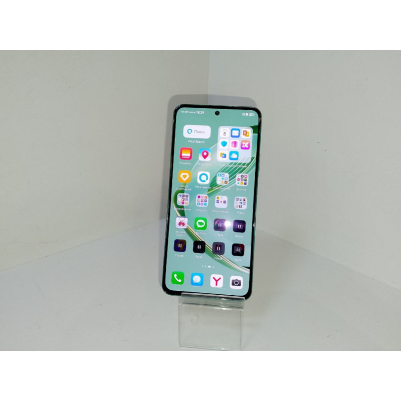 Мобильный телефон Huawei Nova 12SE 8/256 GB            
            б/у