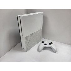 Игровые приставки Microsoft Xbox One S 1TB            
            б/у