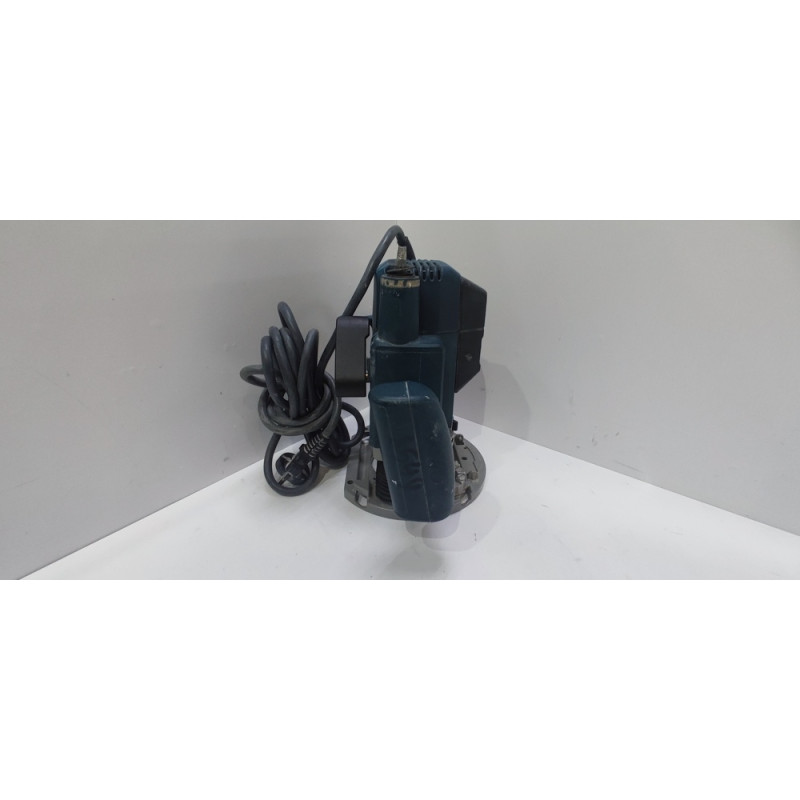 Фрезер Bosch GOF 900 CE            
            б/у