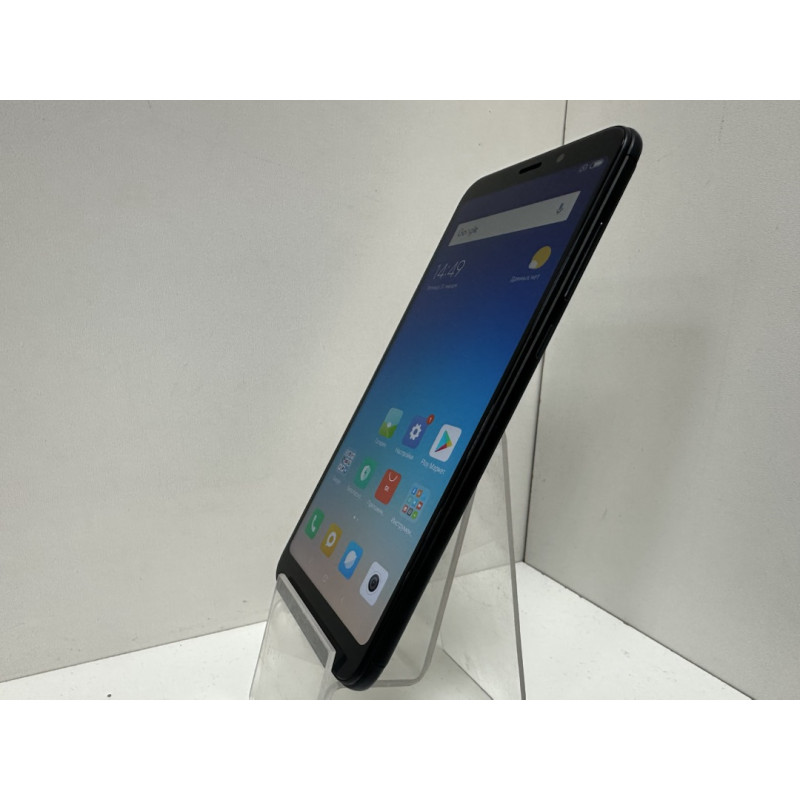 Мобильный телефон Xiaomi Redmi 5 Plus 4/64 GB.            
            б/у