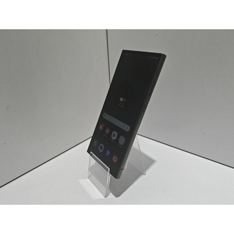 Мобильный телефон Samsung Galaxy S24 Ultra 12/256 GB            
            б/у