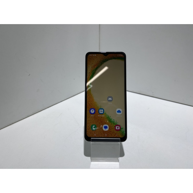 Мобильный телефон Samsung Galaxy A04e 3/32 GB            
            б/у