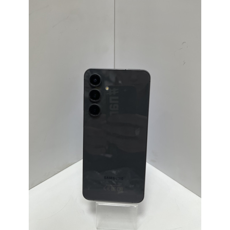 Мобильный телефон Samsung Galaxy S24 FE 8/128 GB            
            б/у