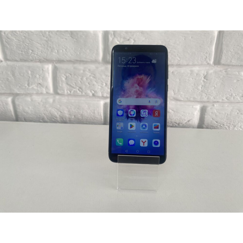 Мобильный телефон Huawei P Smart (2018) 3/32 GB            
            б/у